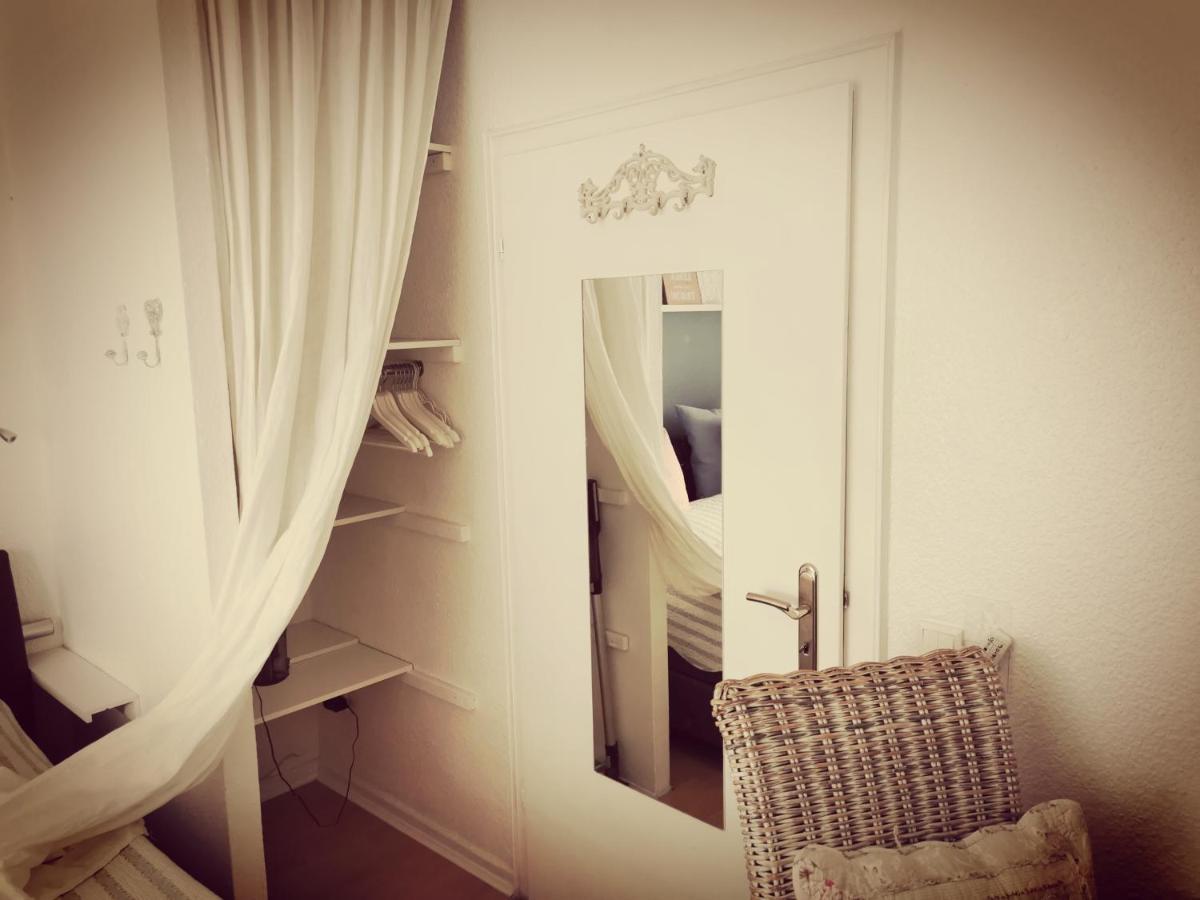 "Maison Blanche" - Das Gemuetliche Garten-Apartment Zwischen Koeln Und Duesseldorf 그레벤브로히 외부 사진