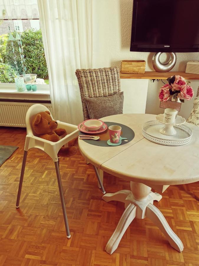 "Maison Blanche" - Das Gemuetliche Garten-Apartment Zwischen Koeln Und Duesseldorf 그레벤브로히 외부 사진